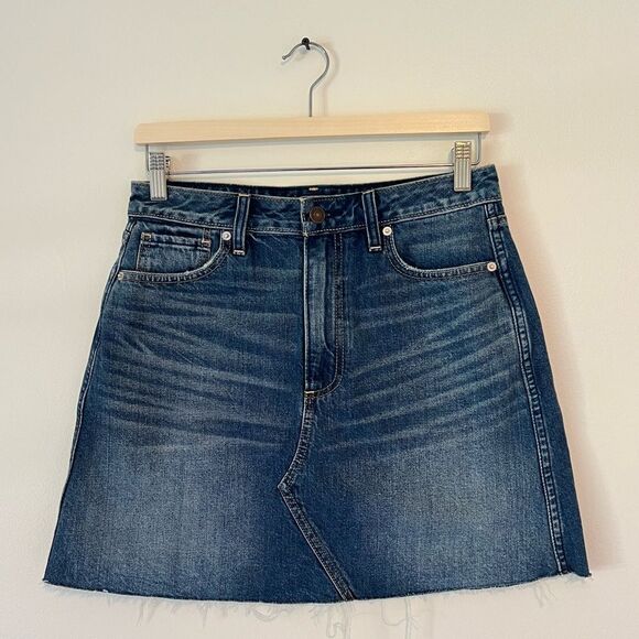 Abercrombie & Fitch Denim Mini Skirt Size 28 - Picture 2 of 10